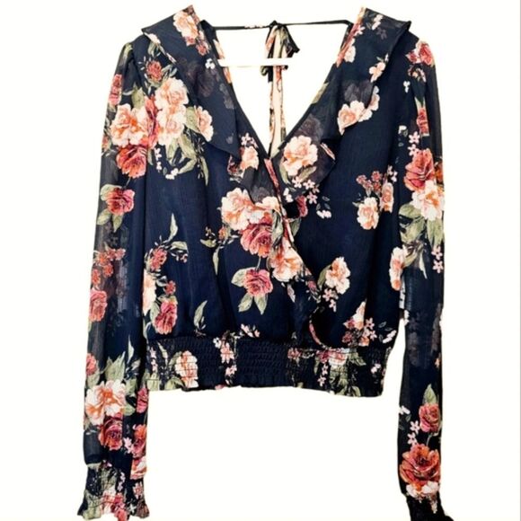 Altar'd State Tops - Altar'd State -670 Black Floral V-Neck Long Sleeve Tie Back Smocked Hem Blouse L